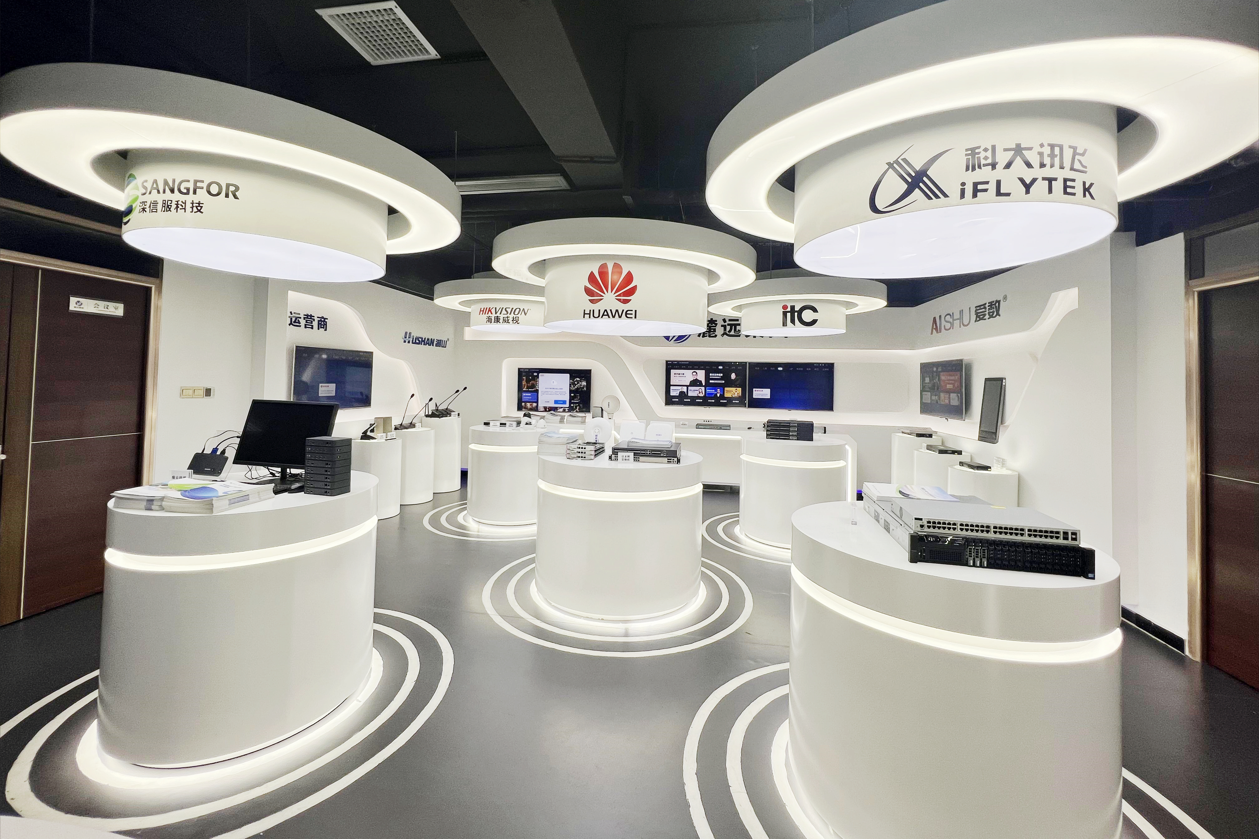 ´�h�w�����